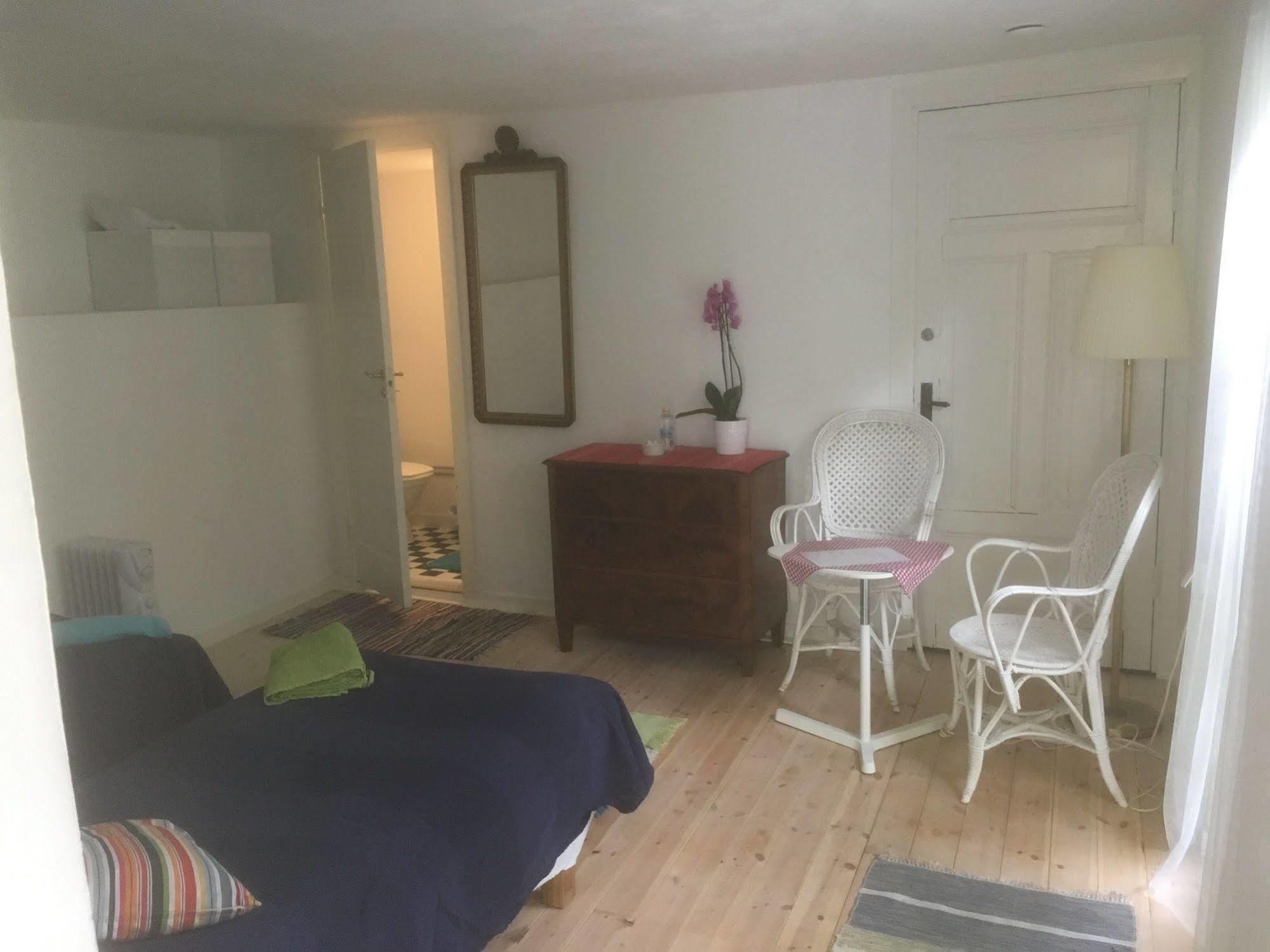 Stockholm B&B Cottage Nacka Extérieur photo